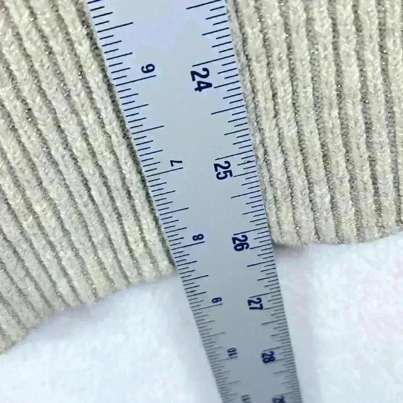 Banana Republic Sweater Light Cream / Gold Fleck Women’s Medium V Neck - Picture 6 of 6